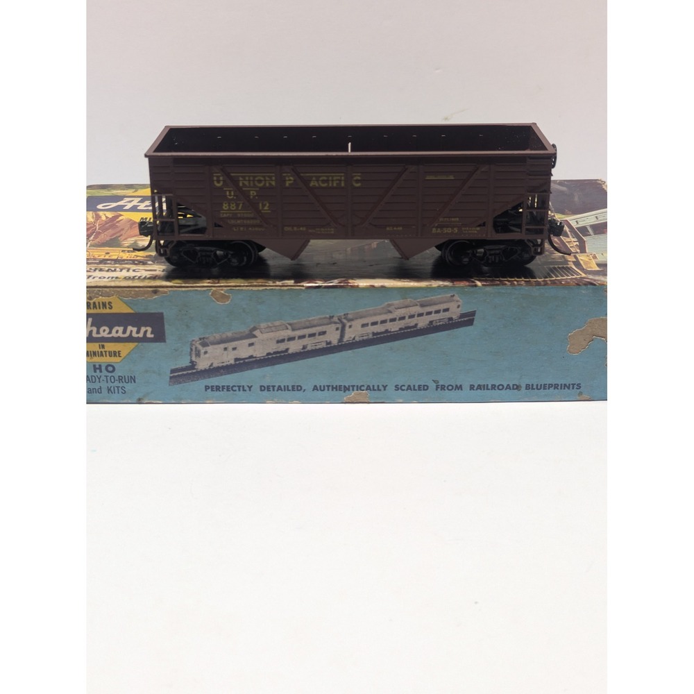 Athearn 5426 Vintage HO Union Pacific #88712 34' Composite Side Hopper